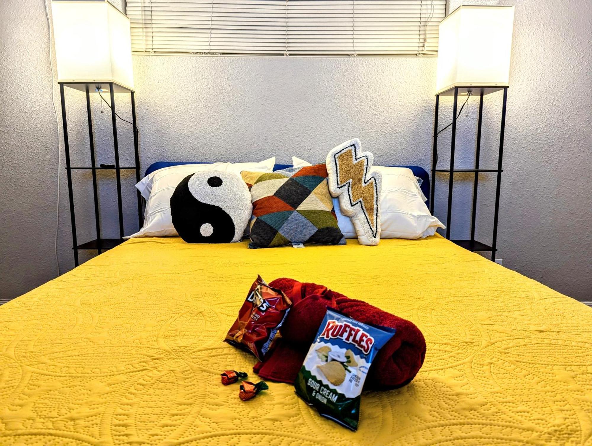 Private Rooms In Phoenix, Az 템피 외부 사진