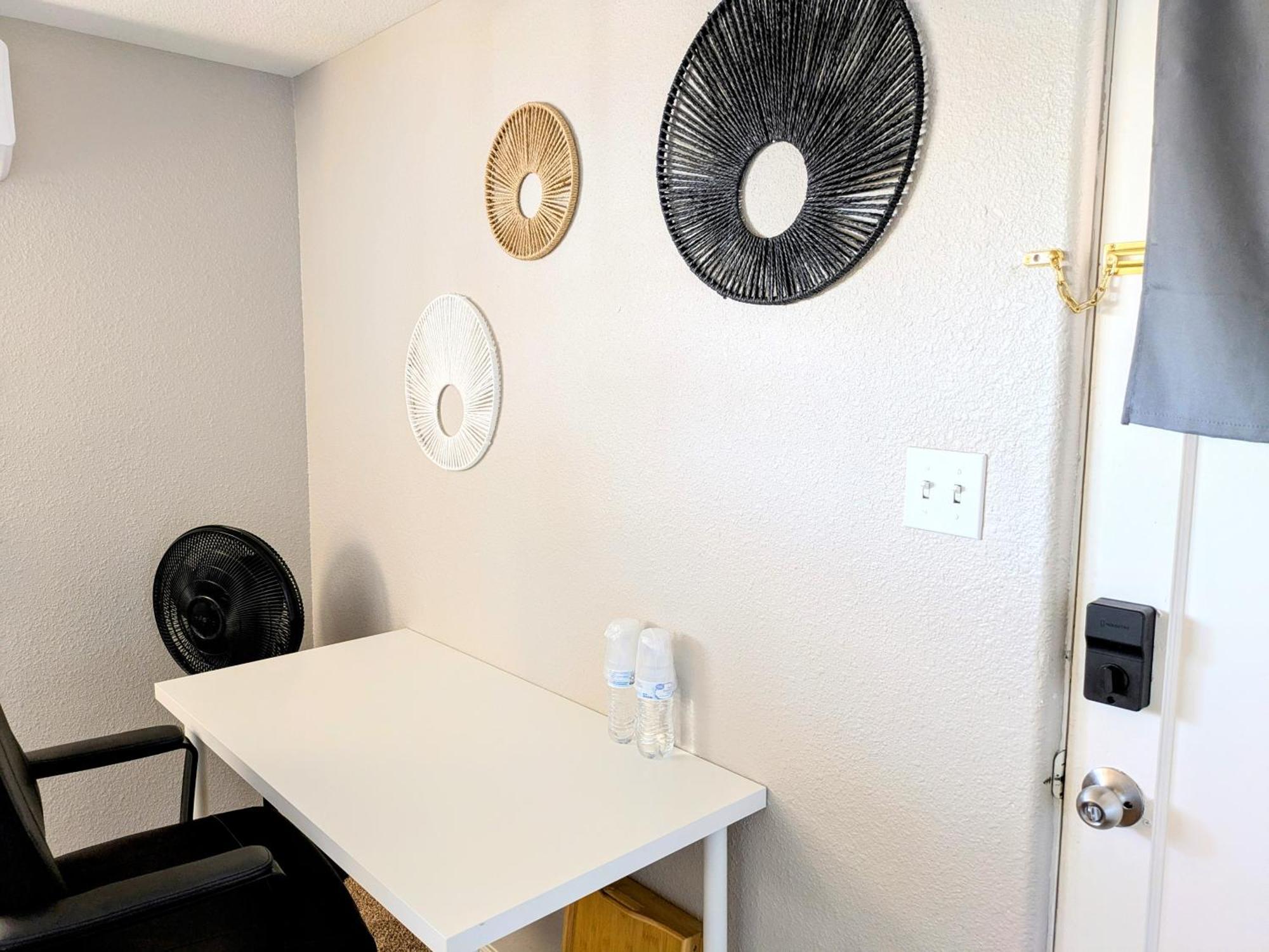 Private Rooms In Phoenix, Az 템피 외부 사진
